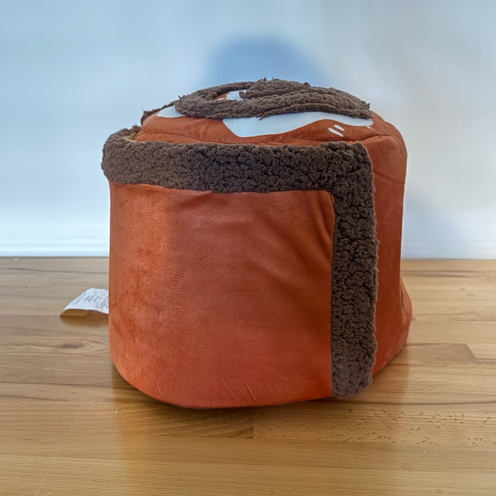 NWT Swiss Roll Pet Bed - Picture 3 of 6